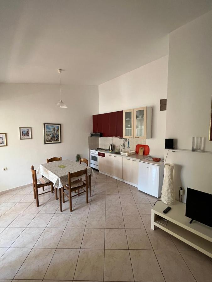 Apartments And Rooms Markovski Palit Eksteriør bilde