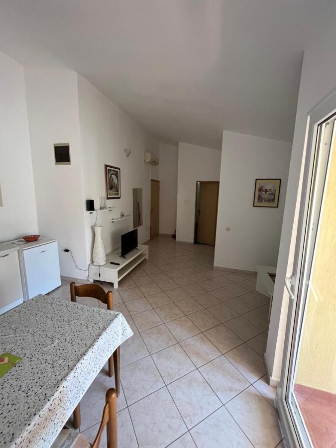 Apartments And Rooms Markovski Palit Eksteriør bilde